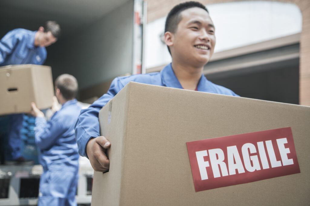 7 Tips to Select the Right Moving Company